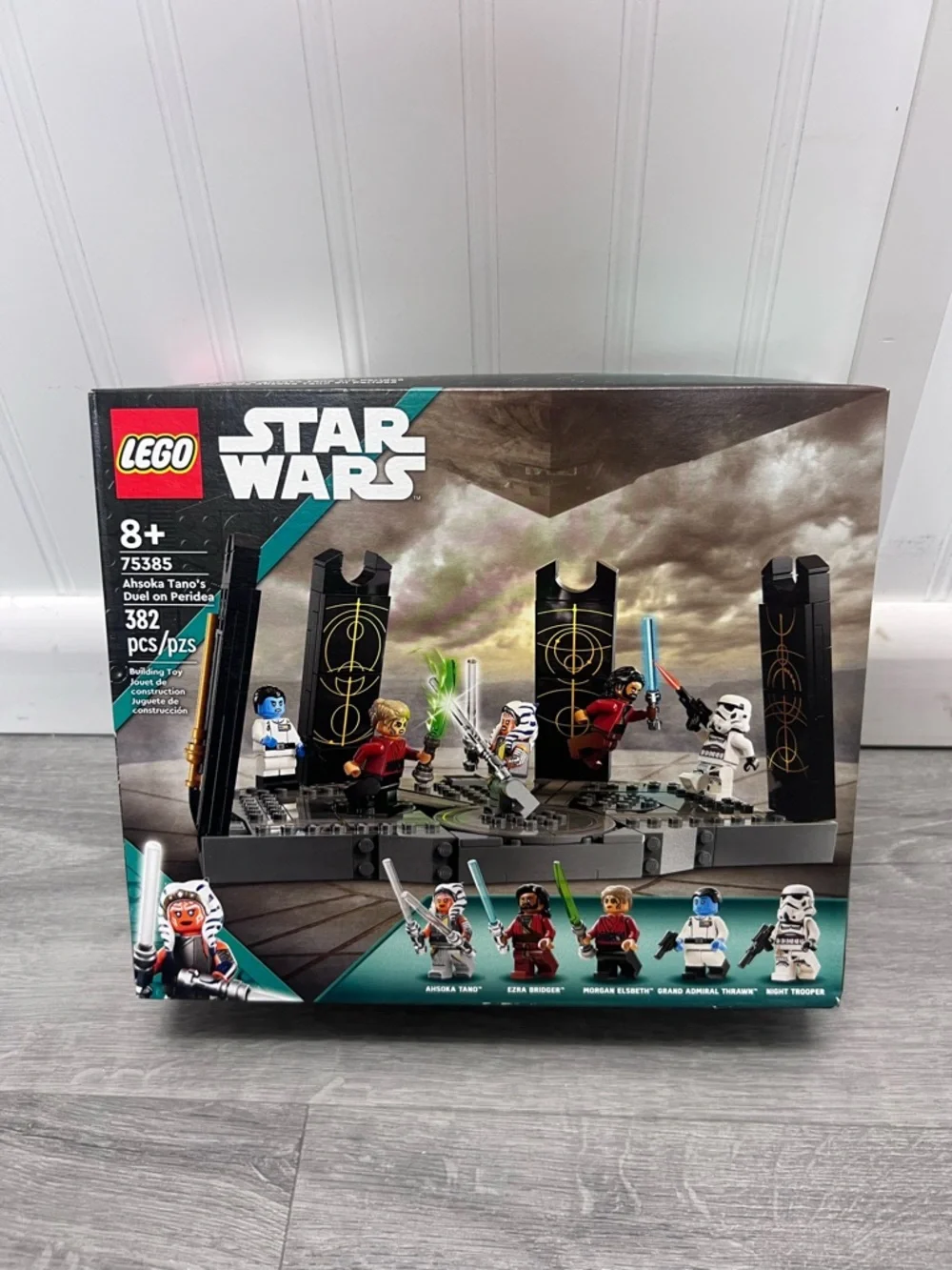 LEGO Star Wars - Ahsoka Tano's Duel on Peridea - Picture 2 of 6